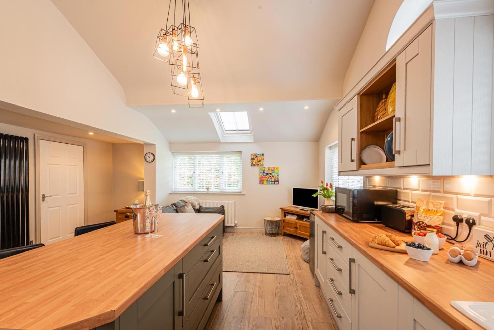 Quiet Self Contained Cottage Near Delamere Forest Cuddington  Esterno foto