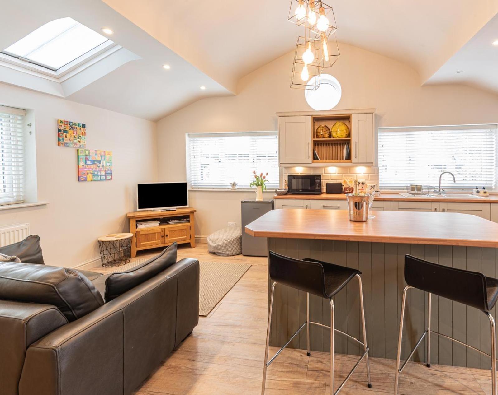 Quiet Self Contained Cottage Near Delamere Forest Cuddington  Esterno foto
